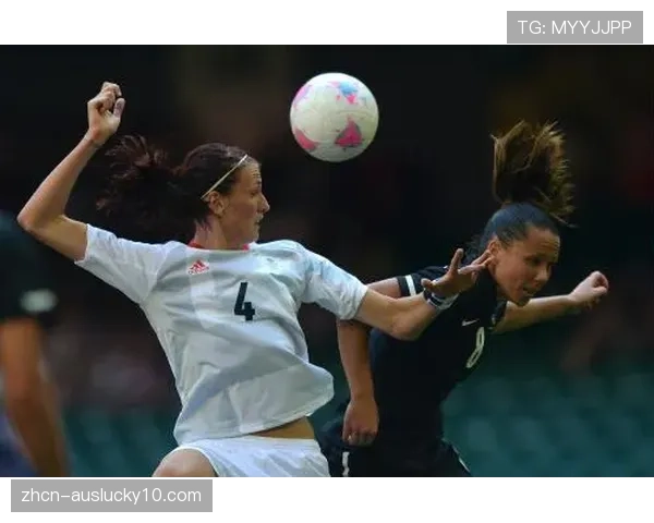 欧冠主题交响乐在伦敦首演，融合各参赛队队歌元素